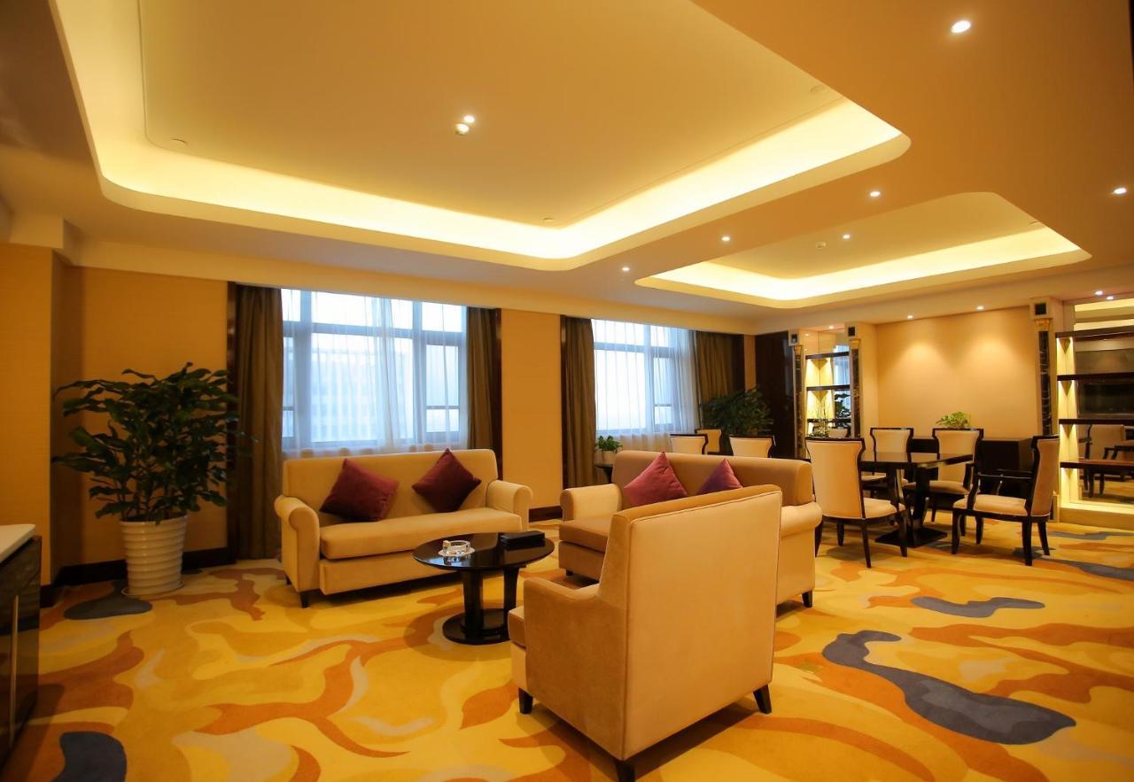 Shuangxing International Hotel Suqian Exterior photo